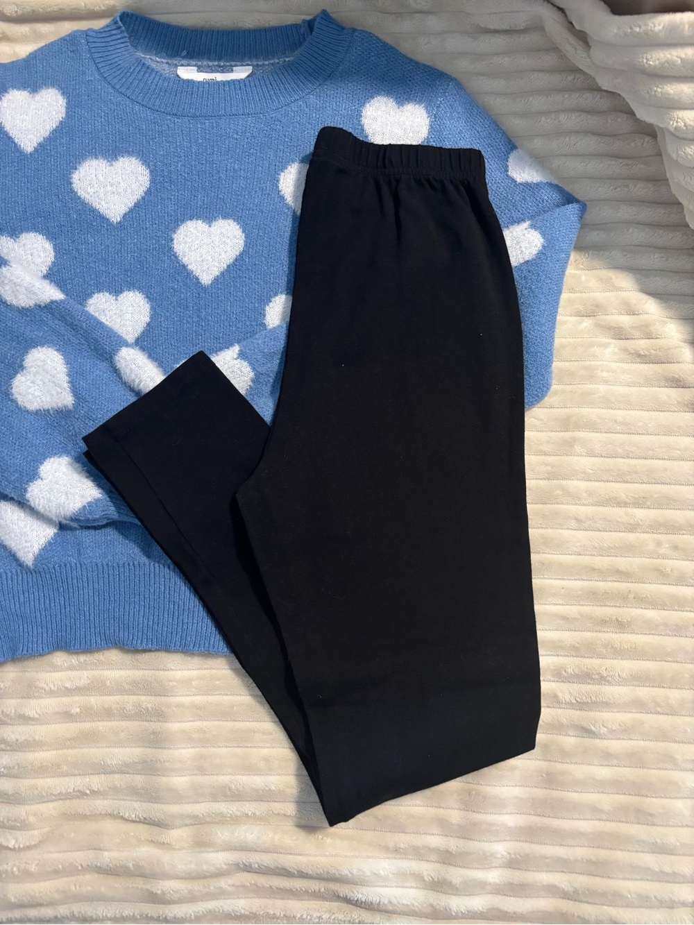 Rumi + Ryder 2-Piece Outfit - Sweater w/ Leggings